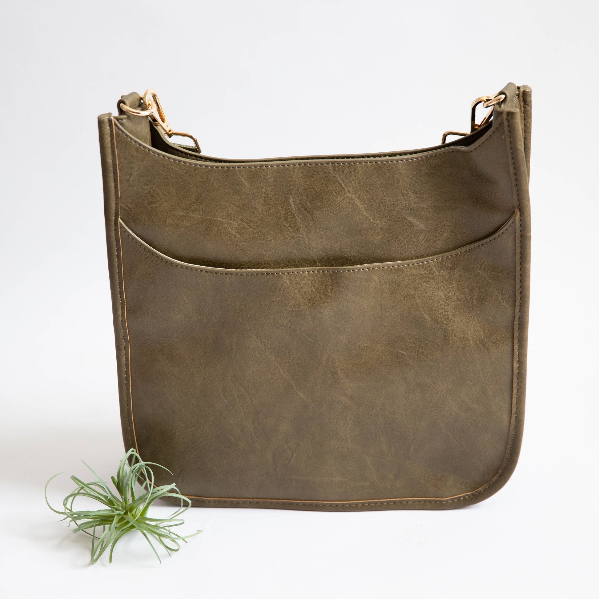 Vegan Leather Crossbody Bag Magnus | GENTCREATE