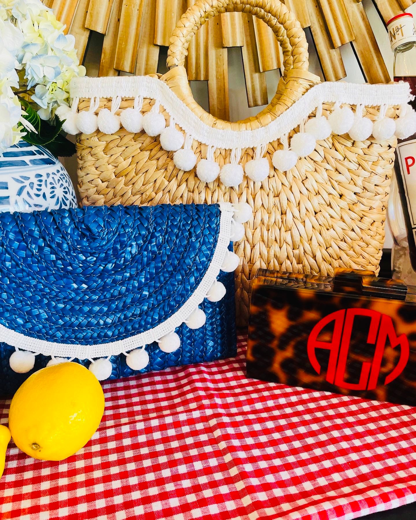 White Pom-Pom Straw Tote